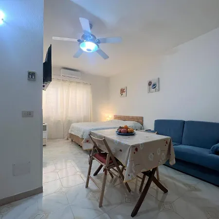 Apartment Monolocale Marianna *